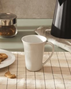 Alessi Mok Ku - TI05/89 - 300 Ml - Door Toyo Ito 6 Alessi Mok Ku - TI05/89 - 300 Ml - Door Toyo Ito -Westmark Winkel 02 TI05 89