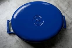 Saveur Selects Braadpan Ovaal Voyage - Classic Blue - ø 30 Cm - Geëmailleerde Anti-aanbaklaag 11 Saveur Selects Braadpan Ovaal Voyage - Classic Blue - ø 30 Cm - Geëmailleerde Anti-aanbaklaag -Westmark Winkel 1 5 16 scaled 1