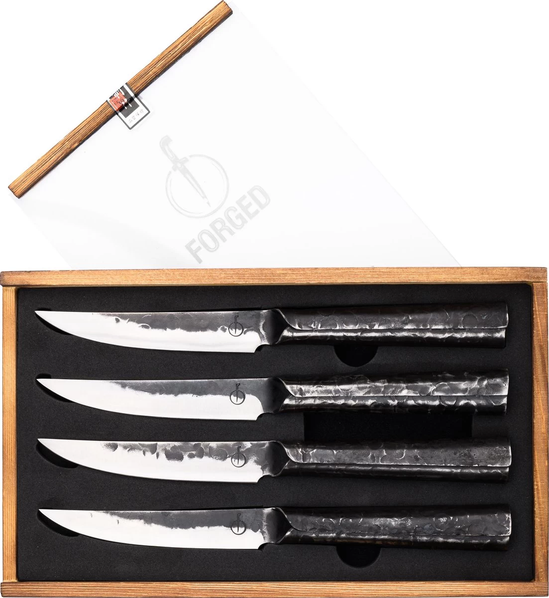 Forged Steakmessen Brute - 4 Stuks 5 Forged Steakmessen Brute - 4 Stuks - Afbeelding 3