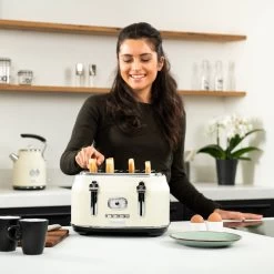 Westinghouse Retro Waterkoker + Broodrooster 4 Sleuven + Staafmixer - Wit -Westmark Winkel 1200x1200 193