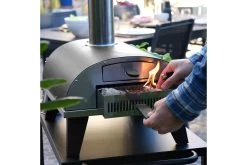 ZiiPa Pizza Oven Piana - Houtgestookt - Met Thermometer - Leisteen - Voor ø 30 Cm Pizza's - Roterende Pizzasteen 13 ZiiPa Pizza Oven Piana - Houtgestookt - Met Thermometer - Leisteen - Voor ø 30 Cm Pizza's - Roterende Pizzasteen -Westmark Winkel 159597