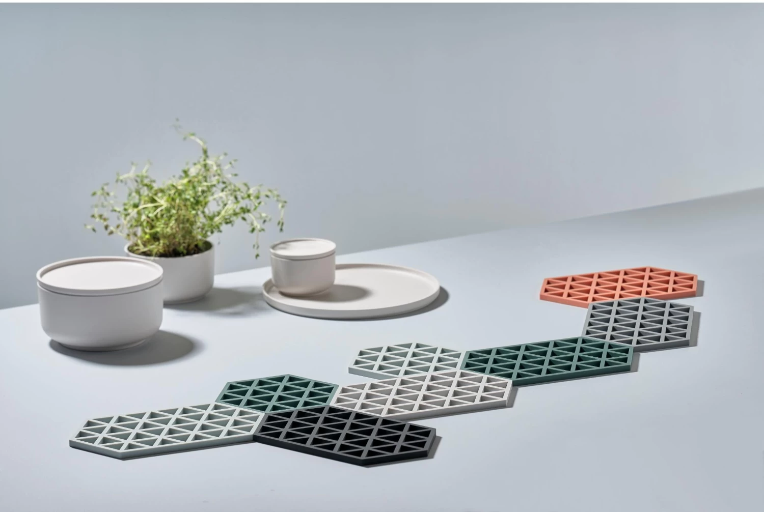 Zone Denmark Pannenonderzetter Hexagon - Warm Grey - 16 X 14 Cm 4 Zone Denmark Pannenonderzetter Hexagon - Warm Grey - 16 X 14 Cm - Afbeelding 2