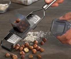 Microplane Vingerbescherming Professional 6 Microplane Vingerbescherming Professional -Westmark Winkel 38057 1 1