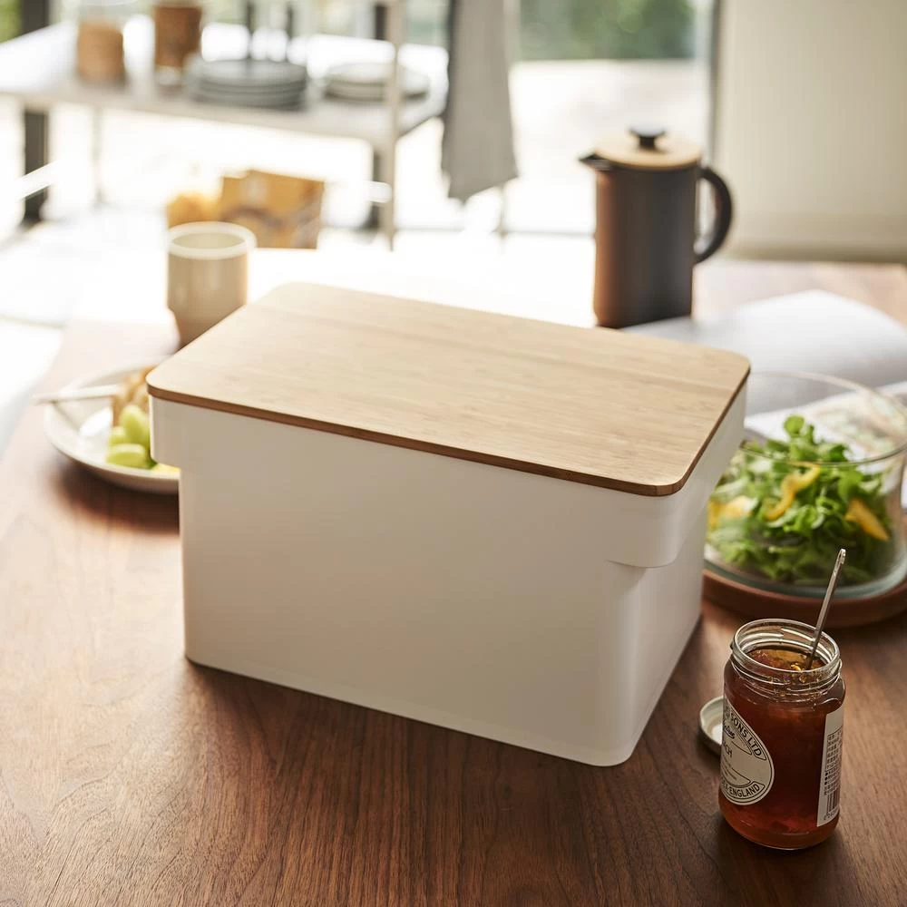 Yamazaki Broodtrommel Met Messenhouder Tower Wit 4 Yamazaki Broodtrommel Met Messenhouder Tower Wit - Afbeelding 2