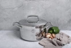 Saveur Selects Kookpan - TriPly RVS - ø 22 Cm / 4.7 Liter -Westmark Winkel 4QT Casserole Lifestyle 3 scaled 1
