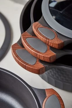 Resto Kitchenware Pannenset - 13 Delige Set - Inductie En Alle Andere Warmtebronnen -Westmark Winkel 799x1200 2