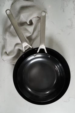 Saveur Selects Pannenset - Carbon Steel (Wokpan ø 35 Cm + Koekenpan ø 30 Cm) - Inductie En Alle Andere Warmtebronnen 19 Saveur Selects Pannenset - Carbon Steel (Wokpan ø 35 Cm + Koekenpan ø 30 Cm) - Inductie En Alle Andere Warmtebronnen -Westmark Winkel 800x1200 1