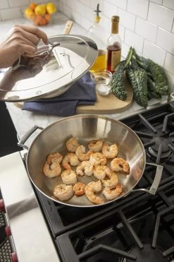 Saveur Selects Hapjespan Voyage - TriPly RVS - ø 30 Cm - Zonder Anti-aanbaklaag -Westmark Winkel 800x1200