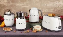 SMEG Citruspers - Elektrisch - Wit - CJF11WHEU -Westmark Winkel CJF01WHEU L100 1