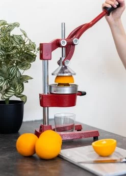 Sareva Citruspers - Gietijzer - Hevelmodel - Rood 14 Sareva Citruspers - Gietijzer - Hevelmodel - Rood -Westmark Winkel Citruspers 6 1
