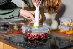 Sareva Vacuum Ovenschalen / Vershoudbakjes - Hittebestendid Glas - 3 Delige Set / 485 Ml + 970 Ml 9 Sareva Vacuum Ovenschalen / Vershoudbakjes - Hittebestendid Glas - 3 Delige Set / 485 Ml + 970 Ml -Westmark Winkel Crumble in ovenschaal en vershoudbakjes 8 1