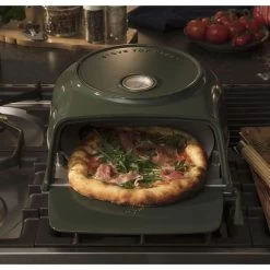 Fernus & Friends Pizza Oven - Voor Fornuis - Duck Green - Voor ø 26 Cm Pizza's -Westmark Winkel Fernus groen Voorkant Sfeer