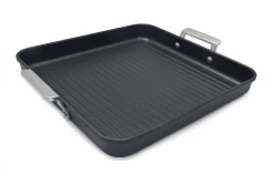 Valira Grillpan Aire Met Handgrepen - 23 X 23 Cm - Standaard Anti-aanbaklaag -Westmark Winkel GrillpanMetHandvaten23x23cm.jpg3