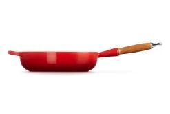 Le Creuset Hapjespan Signature - Kersenrood - ø 28 Cm / 3.6 Liter- Geëmailleerde Anti-aanbaklaag -Westmark Winkel LC 20210721 HL PS FS 20259280600422 003