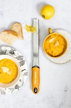 Microplane Rasp Premium Classic - Fijn - Mustard Yellow -Westmark Winkel Microplane Premium Classic 46623 Zester Mustard Yellow Dahl 1