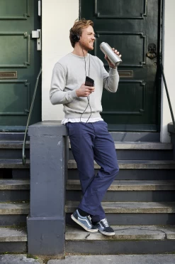 Mepal Thermosfles Ellipse Natural Brushed 900 Ml -Westmark Winkel Sfeerbeeld Thermosfles900ml 2