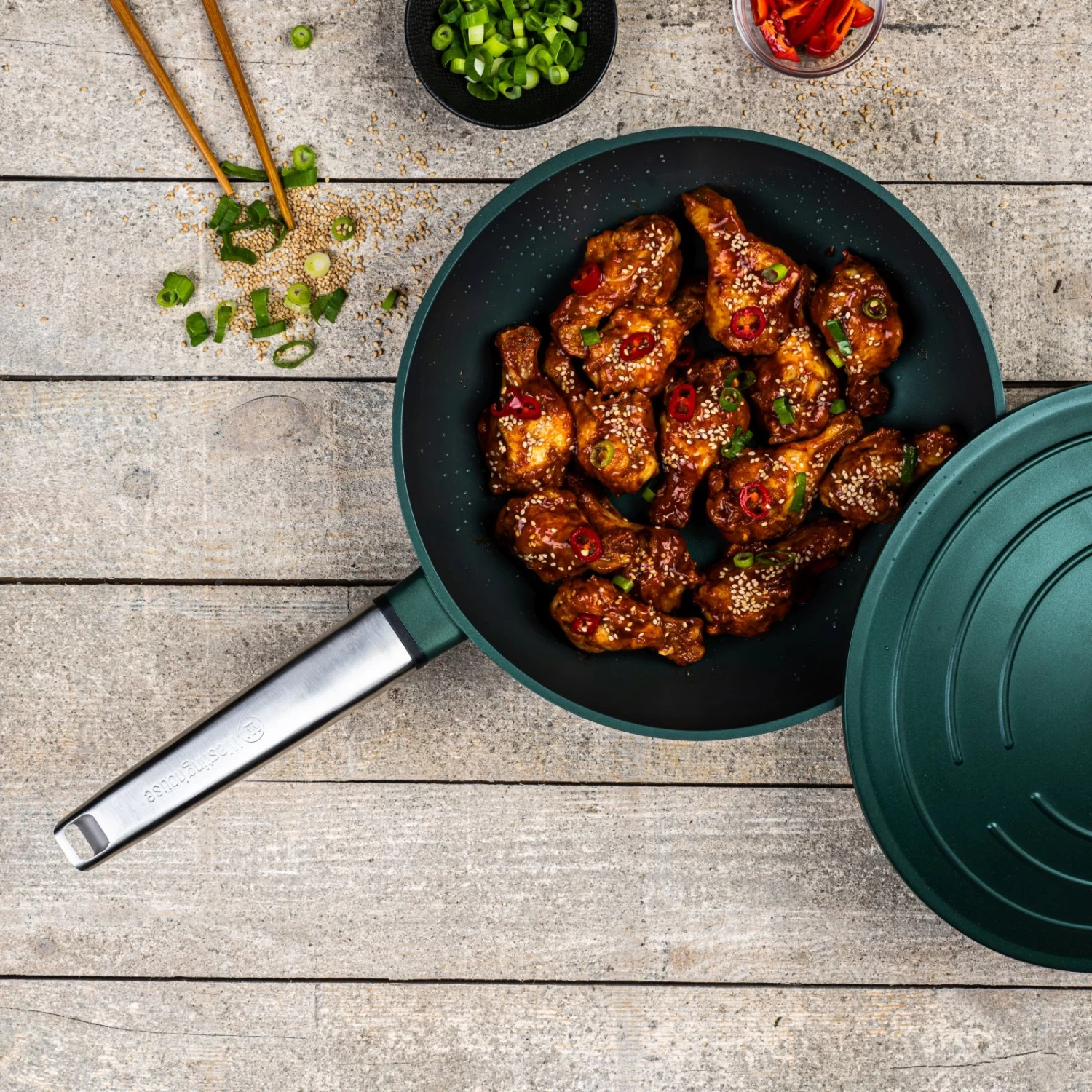 Westinghouse Wokpan Performance - Gracious Green - ø 28 Cm - Standaard Anti-aanbaklaag 15 Westinghouse Wokpan Performance - Gracious Green - ø 28 Cm - Standaard Anti-aanbaklaag - Afbeelding 13