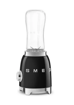 SMEG Smoothie Blender - Compact - Zwart - 600 Ml - PBF01BLEU 15 SMEG Smoothie Blender - Compact - Zwart - 600 Ml - PBF01BLEU -Westmark Winkel WEB PBF01BLEU 6.jpg
