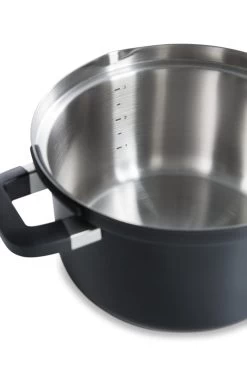 BK Pannenset Flow Cool - Zwart / RVS - 4 Delige Set 16 BK Pannenset Flow Cool - Zwart / RVS - 4 Delige Set -Westmark Winkel d2fc086ce5971cc4b9e7419c3bf7ef01d5b8dc89 B9930 004 FLCB PI USP4 LR 72dpi