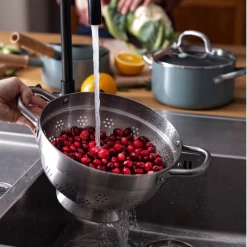 Greenpan Pannenset Met Keukenhulpjes Mayflower - 5 Delige Set -Westmark Winkel e4acf5a940b08fc05f042070eb3d29c51ef477de GP MAY SkyBlA BrBD Christmas Prep Lifestyle13 2018 a