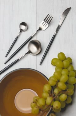 Jay Hill Bestekset - RVS - Zwart - 16-delig / 4 Personen -Westmark Winkel jay hill bestek rvs 1 1