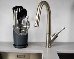 Joseph Joseph Afdruiprek Voor Bestek - Dock - Grijs -Westmark Winkel joseph joseph keukenhulporganiser2