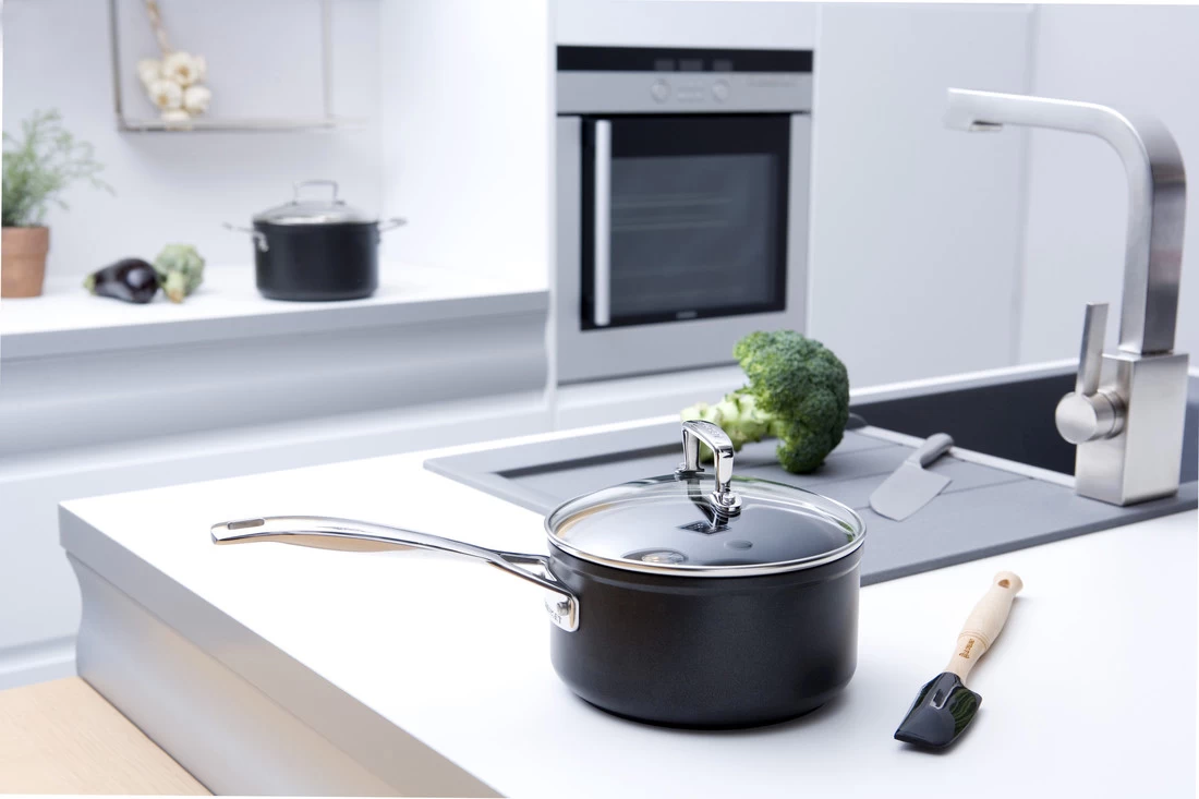 Le Creuset Pannendeksel Les Forgées TNS - ø 32 Cm 4 Le Creuset Pannendeksel Les Forgées TNS - ø 32 Cm - Afbeelding 2