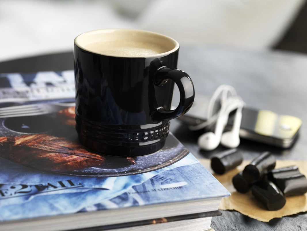 Le Creuset Mok - Ebbenzwart - 350 Ml 5 Le Creuset Mok - Ebbenzwart - 350 Ml - Afbeelding 3