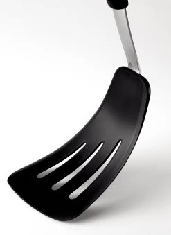 OXO Good Grips Omeletspatel 5 OXO Good Grips Omeletspatel -Westmark Winkel oxo omeletspatel sfeer