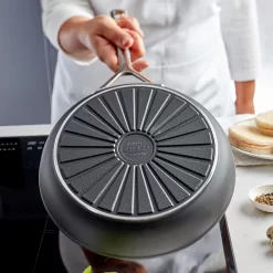 Demeyere Hapjespan Alu Pro 5 - Duraslide Titanium - ø 24 Cm / 3.2 Liter - Standaard Anti-aanbaklaag 11 Demeyere Hapjespan Alu Pro 5 - Duraslide Titanium - ø 24 Cm / 3.2 Liter - Standaard Anti-aanbaklaag -Westmark Winkel pdp masonry content demeyere radiant 750x750