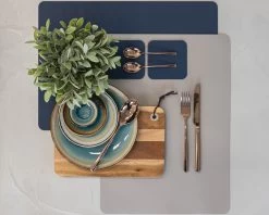 Jay Hill Placemat - Vegan Leer - Grijs / Blauw - Dubbelzijdig - 46 X 33 Cm 8 Jay Hill Placemat - Vegan Leer - Grijs / Blauw - Dubbelzijdig - 46 X 33 Cm -Westmark Winkel placemat 9