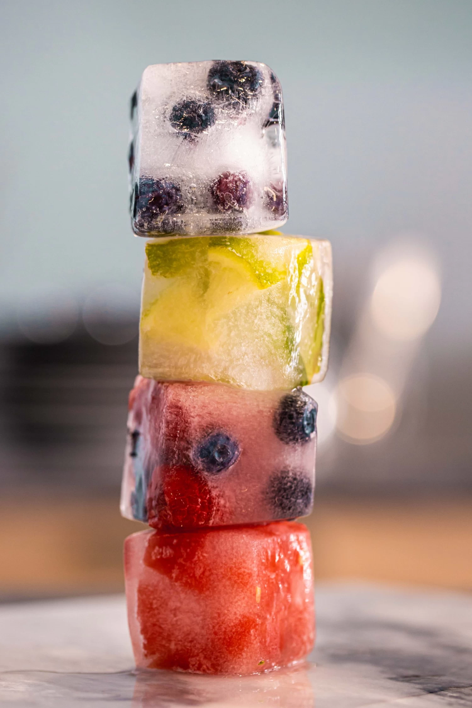 Sareva IJsblokjesvorm - 28 Vierkante Ijsblokjes - Siliconen - Easy Release - Herbruikbaar 4 Sareva IJsblokjesvorm - 28 Vierkante Ijsblokjes - Siliconen - Easy Release - Herbruikbaar - Afbeelding 2